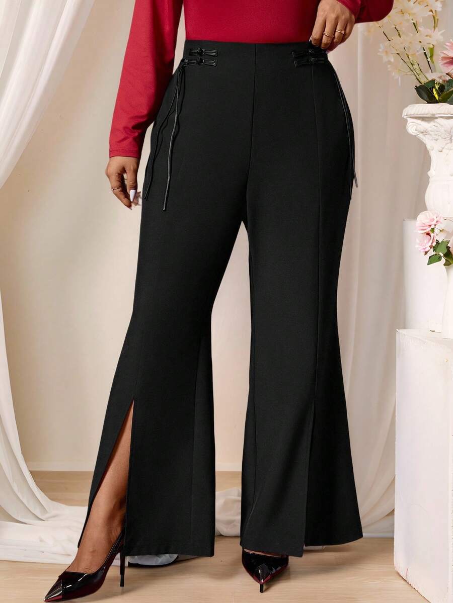 SHEIN Clasi Quần ống loe cài nút phong cách Trung Hoa thanh lịch cỡ lớn dành cho nữ, xẻ tà hai bên, dành cho Tết Nguyên Đán - màu đen - Xem 1