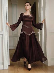 Anewsta 女式新款无袖细肩带蓝色性感串珠紧身连衣裙，优雅精致的街头风格连衣裙 - 摩卡棕 - 查看 1