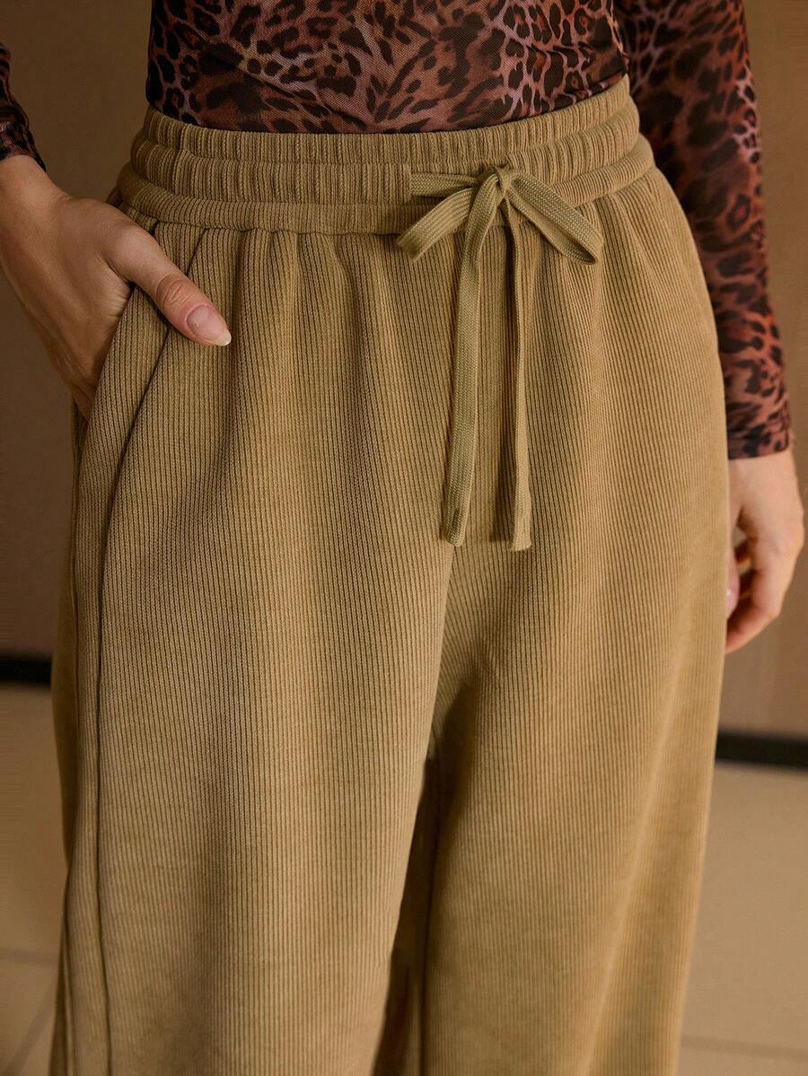 MOTF PREMIUM CHENILLE HIGH WAIST STRAIGHT LEG PANTS, CASUAL SPORTS TROUSERS FOR SPRING, AUTUMN & WINTER - Khaki - View 2