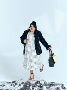 SHEIN MOD Vestido largo elegante con adorno de encaje para mujer de talla grande, vestido de Año Nuevo, ropa de mujer, vestidos elegantes de mujer, vestidos beige de mujer, vestidos formales de mujer, vestido de fiesta, vestido de Año Nuevo, Año Nuevo, San Valentín - Beis - Ver 1