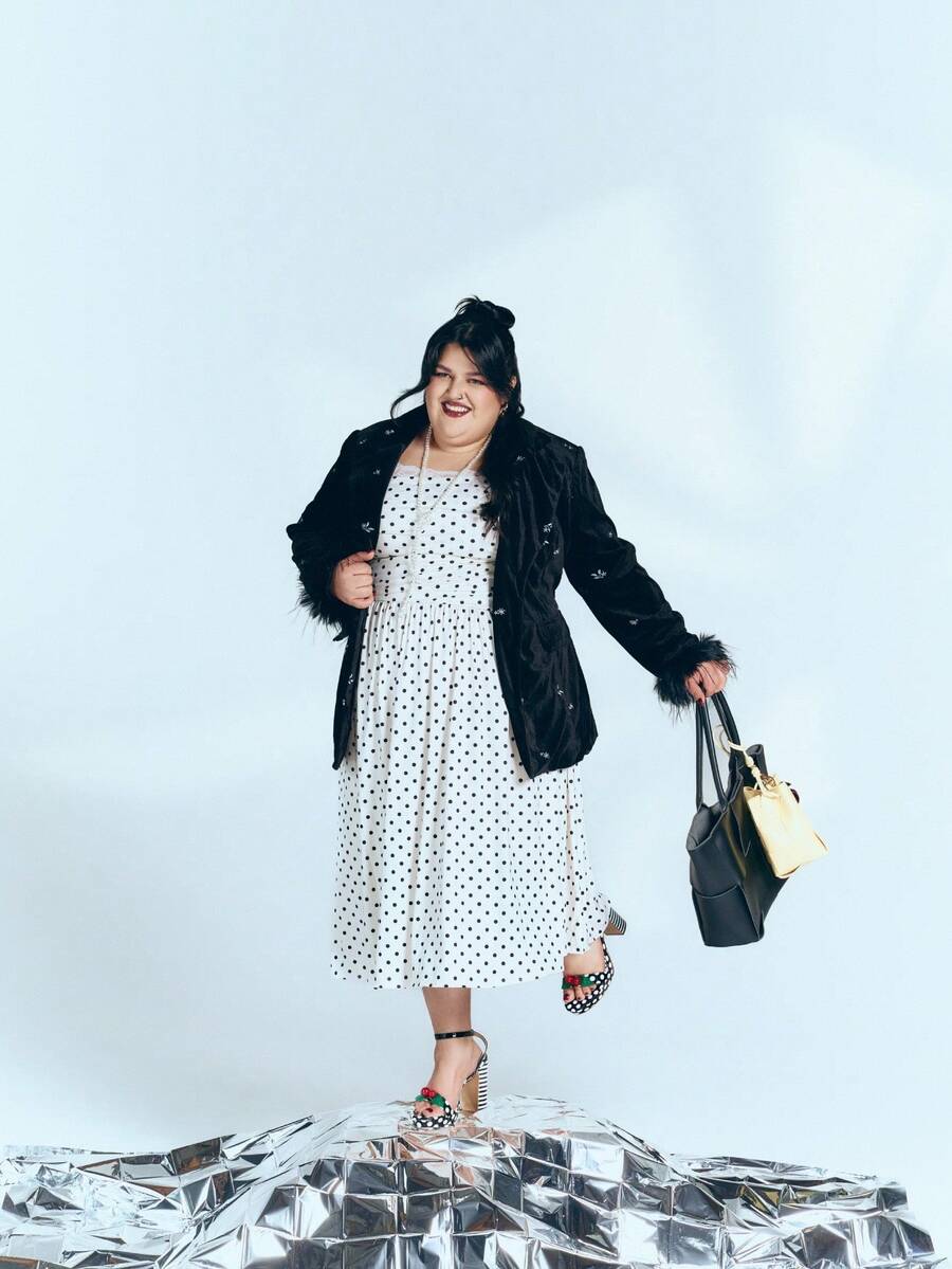 SHEIN MOD Vestido largo elegante con adorno de encaje para mujer de talla grande, vestido de Año Nuevo, ropa de mujer, vestidos elegantes de mujer, vestidos beige de mujer, vestidos formales de mujer, vestido de fiesta, vestido de Año Nuevo, Año Nuevo, San Valentín - Beis - Ver 1