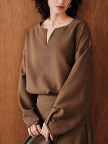 Uhlyne Uhlyne Minimalist V-Neck Casual Top, Loose H-Shaped Shirt, Batwing Long Sleeve Top With Single Pocket Design, Relaxed Long Sleeve Casual Blouse For Women