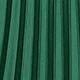 Màu xanh lá cây đậm