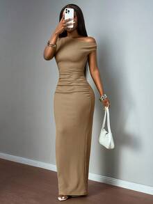 Slaydiva 2025 Winter New Styles Christmas New Year Birthday Party Banquet Preppy Style Student Wear Everyday Outing Basic Versatile Casual Cruise Travel Influencer Hot Style Street Style Elegant Commuter Business Casual Sexy One Shoulder Off-The-Shoulder Fitted Hip Gathered Waist Textured Striped Fabric Brownk Dress Winter Long Dress Christmas Dress New Year Dress Women's Dress - Khaki - View 7