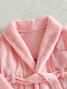 SHEIN Baby Girls' Flannel Robe, Autumn/Winter Fleece Sleepwear, Girls' Casual Minimalist Homewear, Pink Long Sleeve Long Robe With Embroidered Front, Back, Hem Pockets, Tie Waist, Comfortable Loungewear