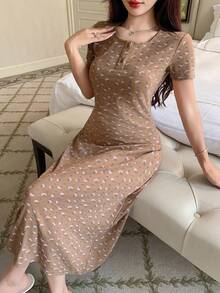 DAZY Ditsy Floral 束腰长款女士睡袍睡衣 - 卡其色 - 查看 3