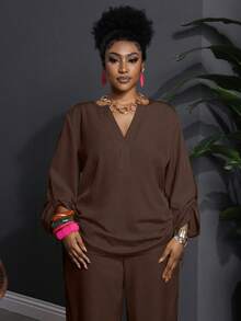 Slaydiva 大码/西式女装休闲纯色V领长袖上衣和裤子两件套，秋季女装 - 棕色 - 查看 4