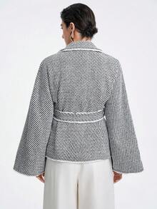 SHEIN LUNE 女士休闲不对称领蝴蝶结拼接束腰喇叭袖人字纹简约羊毛混纺夹克，适合外出 - 黑與白 - 查看 2