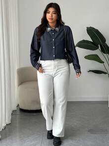 Dazy Plus Camisa Casual Azul de Manga Longa Solta com Colarinho Virado e Bordado Floral para Mulheres Plus Size, Primavera/Outono - Azul Marinho - Visão 7