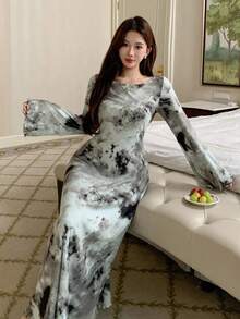 DAZY ثوب نوم طويل للنساء مع خصر مربوط بنمط صبغ التعادل للموسم الخريفي