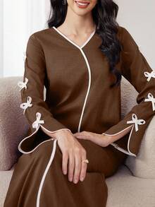 Yasmyna 女士优雅浪漫蝴蝶结撞色条纹派对连衣裙，休闲 A 字型阿拉伯连衣裙，适合日常休闲 - 棕色 - 查看 1