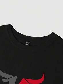 Manfinity Homme Plus Size Men's Bull Head Graphic Round Neck Short Sleeve T-Shirt, Summer