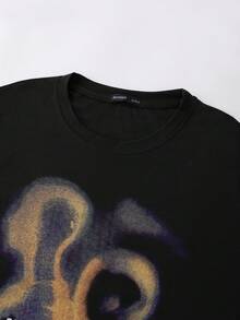 ROMWE MEN Street Life Men's Vintage Street Silhouette Thermal Imaging Figure Print Short Sleeve T-Shirt, Summer, 2000s Style - Black - View 4