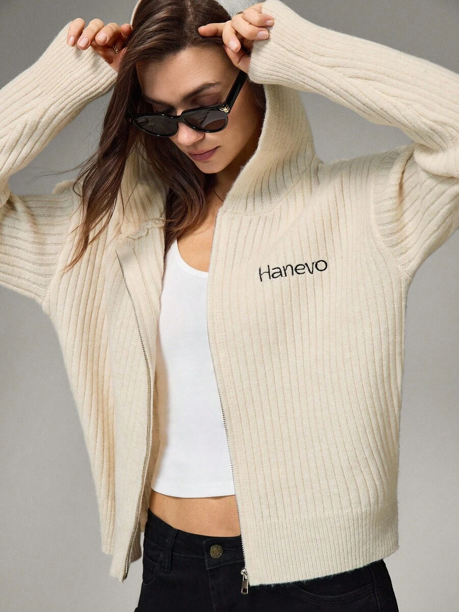 Hanevo Women's Letter Pattern Long Sleeve Zip-Up Casual Hooded Cardigan, Autumn/Winter - Apricot - View 1