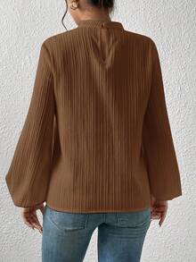 SHEIN Frenchy 立领粒纹面料锁孔式后背女式连衣裙衬衫 - 咖啡棕 - 查看 2