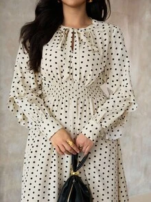 Roveilla 大码优雅通勤波点印花荷叶边下摆连衣裙 - 杏色 - 查看 6