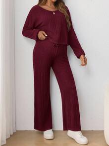 SHEIN 2 件孕妇休闲套装：圆领长袖 T 恤和可调节抽绳腰部宽松蝴蝶结裤 - 酒紅色 - 查看 4