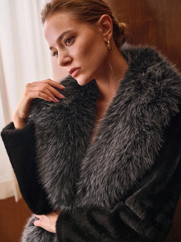 WOMEN'S URBAN CHIC COLORBLOCK FAUX FUR COAT