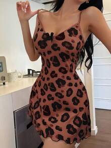 SHEIN 女式蝴蝶结装饰 V 领豹纹吊带背心迷你睡袍 - 棕色 - 查看 3