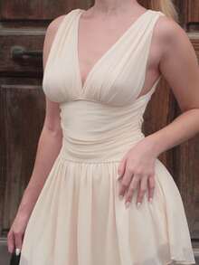 Turnttoni 女士春夏大道服装 节日狂欢 科切拉音乐节狂欢服装 女士节日服装 乡村音乐会服装 节日服装 全新纯白色低胸深 V 垂坠 A 字迷你连衣裙，派对/婚礼/假日/波西米亚风格 女士夏季服装 女士夏装 女士连衣裙 短款太阳裙 女士西部服装 女士夏装 白色连衣裙 女士白色连衣裙 度假波西米亚风、毕业礼服 - 白色 - 查看 3