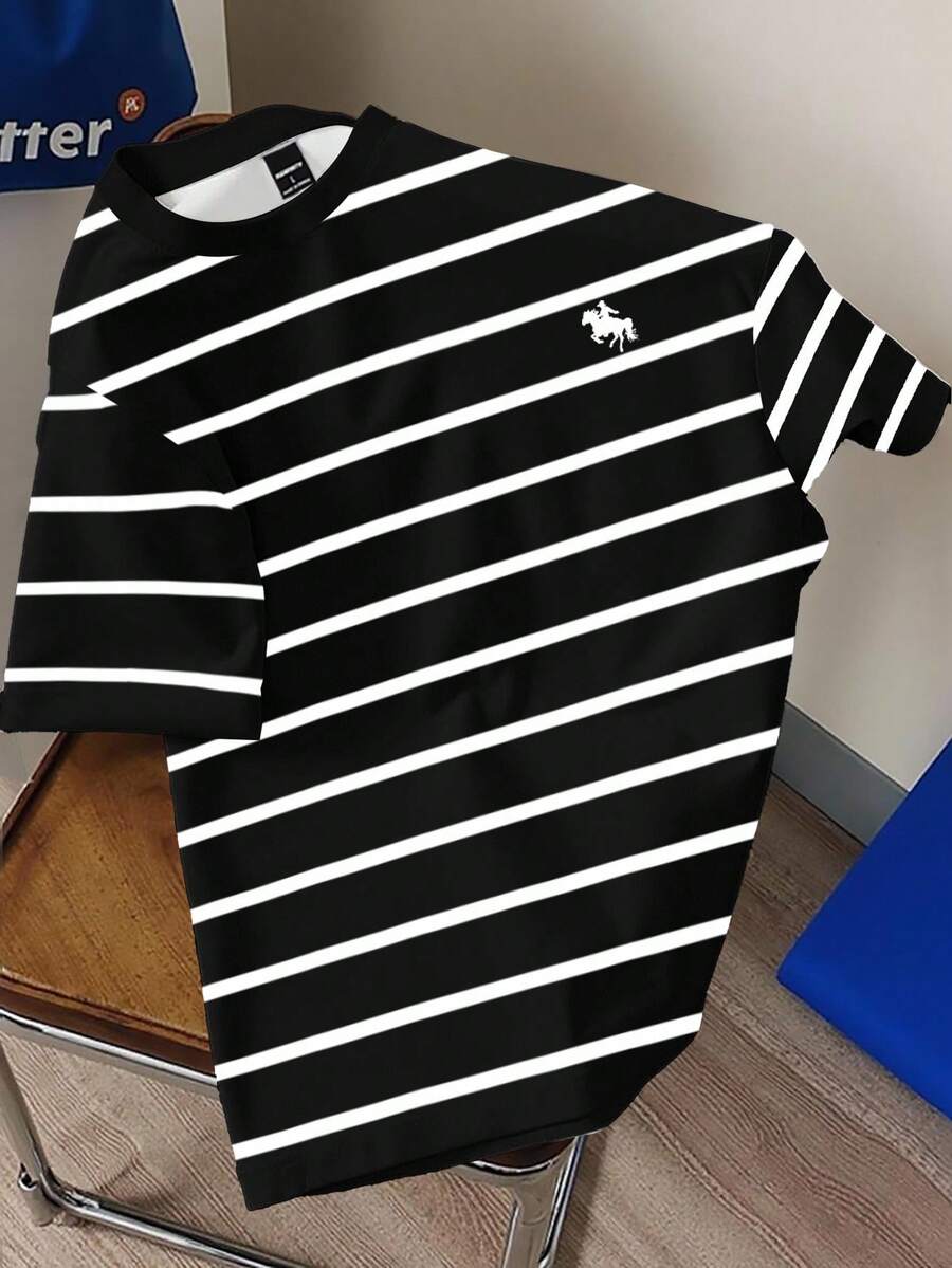 Claim Dot 男女通用经典黑白条纹马匹印花休闲 T 恤，时尚图案 T 恤 - 彩色 - 查看 1