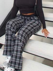 Alexandranx Women's Casual Loose Checked Wide Leg Pants - Black and White - View 3