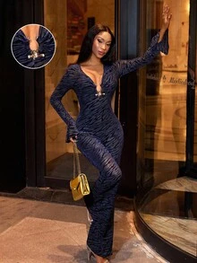 Lureya Combinaison en velours zébré à manches longues, col en V profond, boutons métalliques décoratifs, manchettes à volants sexy et moulante. Tenue élégante pour soirée