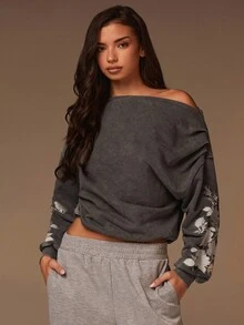 Athîral Blusa feminina cinza carvão com decote assimétrico de um ombro só | Tecido macio e respirável, decote assimétrico inclinado, comprimento alongado ideal para o outono e inverno, mangas compridas com ombros caídos, punhos canelados e bordado floral, estilo romântico perfeito para o escritório, esportes ao ar livre, home office, passeios com as amigas e para o dia a dia. - Cinza - Ver 2