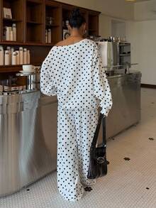 SHEIN EZwear 女士波点斜肩宽松卫衣和运动裤套装，秋冬 - 黑與白 - 查看 2