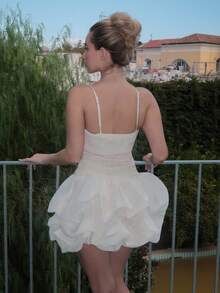 Turnttoni 女式杏色修身褶皱泡泡下摆欧根纱迷你连衣裙，情人节，女士夏季连衣裙，白色毕业礼服 - 杏色 - 查看 2