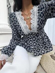 SHEIN Frenchy 女式撞色蕾丝深V花卉刺绣长袖时尚衬衫 - 藍色 - 查看 1