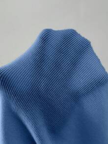 EMERY ROSE Casual Solid Color Fitted Cropped Sweater, Autumn Holiday Blue - Baby Blue - View 7