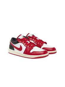 Air Jordan 1 Low 女款运动鞋 白色/健身红-黑-帆白 DC0774 - 白色/黑色/帆白色/健身紅 - 查看 2