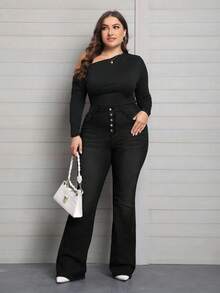 EMERY ROSE Plus Size Women Spring Elastic Waist Jeans, Multiple Button Design Skinny Flared Pants - Black - View 3