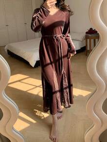 DAZY ثوب نوم طويل للنساء من المخمل والدانتيل، أنيق للخريف/الشتاء - قهوة بني - مشاهدة 5