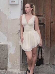 Turnttoni 女士春夏大道服装 节日狂欢 科切拉音乐节狂欢服装 女士节日服装 乡村音乐会服装 节日服装 全新纯白色低胸深 V 垂坠 A 字迷你连衣裙，派对/婚礼/假日/波西米亚风格 女士夏季服装 女士夏装 女士连衣裙 短款太阳裙 女士西部服装 女士夏装 白色连衣裙 女士白色连衣裙 度假波西米亚风、毕业礼服 - 白色 - 查看 6