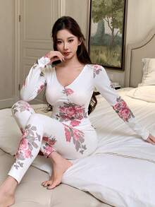 DAZY 花卉印花磨毛针织修身女士睡衣套装，秋冬季服装 - 白色 - 查看 4