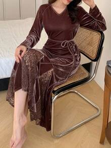 DAZY ثوب نوم طويل للنساء من المخمل والدانتيل، أنيق للخريف/الشتاء - قهوة بني - مشاهدة 4