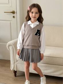 Elladie kids 女童T恤套装：经典格子百褶裙搭配针织背心和白色翻领衬衫，两件套校服套装 儿童学院风校服：字母拼布针织背心、白色纽扣衬衫和格子百褶裙 女童秋冬多层背心和衬衫搭配黑白格纹百褶裙，校园风 - 粉色 - 查看 2
