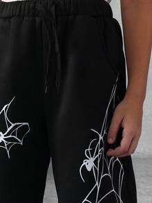 SUMWON 万圣节蜘蛛网印花抽绳羊毛短裤怪异秋季系列及膝长裤节日哥特式街头服饰 - 黑色 - 查看 5