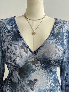 Soleia Plus Size Women Print Deep V-Neck Flare Sleeve Ruffle Hem Blouse - Multicolor - View 4