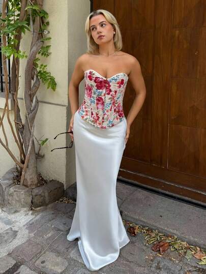 Bethéva Wedding Guest Women,Corset Tops For Women,Summer For Women,Summer Tops,Western Wear Women,Going Out Tops,Boho,Concert Women,Rave Festival,Cruise Attire Women,Birthday For Women,Vacation Woman,Tube Top,Tank Tops Women,Retro Palace Style Women Colorful Floral Jacquard Knitted Tube Top With Button And Back Tie, For Holiday