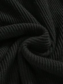 ROMWE Goth Vestido de suéter gótico retro de talla grande para mujer con cuello volante, hombros descubiertos, mangas con volantes, correa de cuero y cadena metálica en la cintura, vestido de suéter negro de otoño/invierno, vestido de suéter vintage negro de moda para mujer - Negro - Ver 3