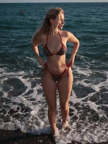 Turnttoni Springbreak 女士沙滩装豹纹细肩带短款上衣和高腰比基尼泳裤两件套性感泳装 - 彩色 - 查看 6