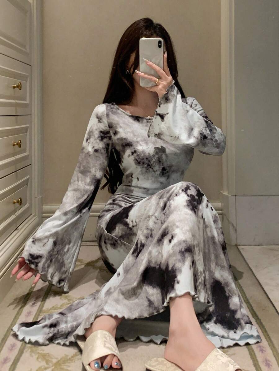 DAZY ثوب نوم طويل للنساء مع خصر مربوط بنمط صبغ التعادل للموسم الخريفي