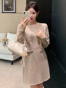 DAZY 女士纯色长袖针织开衫和无袖针织连衣裙休闲两件套，秋季 - 卡其色 - 查看 4