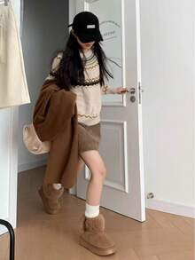 Zapatillas de algodón cómodas y antideslizantes con suela de 4 cm, otoño e invierno 2025, nuevas zapatillas de piel cálidas con suela gruesa para mujer - Negro - Ver 3