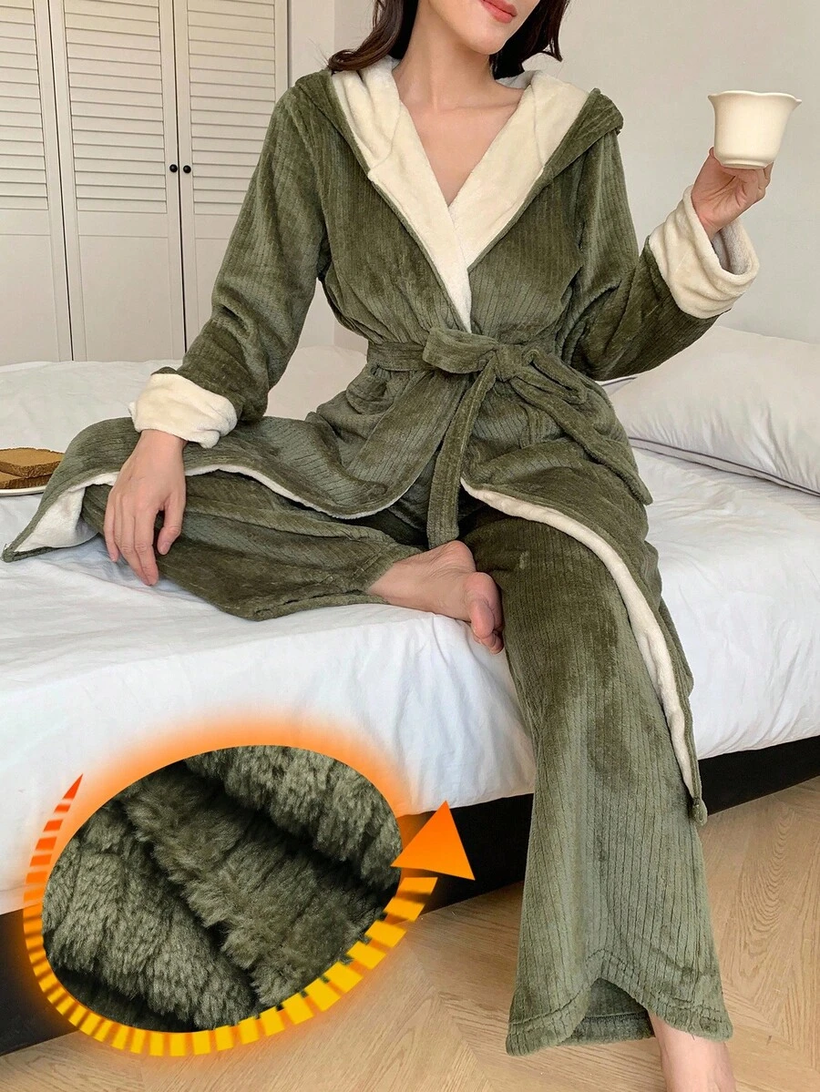 DAZY Damen gestreifte strukturierte Fleece einfarbige Kapuzenrobe und Hose Schlafanzug Set, Winter Pyjama, flauschig, gemütlich
