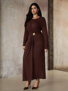 Roveilla Rochie maxi pentru femei, mărime plus, elegantă, de lux, minimalistă, design de înaltă calitate, casual, de vacanță, vintage, confortabilă, culoare solidă, tricotată, cu guler rotund, plisată, cu decor metalic în față, ajustată, cu mânecă lungă, primăvară/toamnă/iarnă - Maro - Vizualizare 6