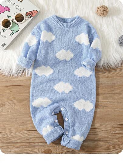 SHEIN Pelele cómodo y suave de estilo coreano, de color azul y blanco a juego, apto para interior y exterior, con estampado de cielo azul y nubes blancas, adecuado para bebés recién nacidos, otoño/invierno